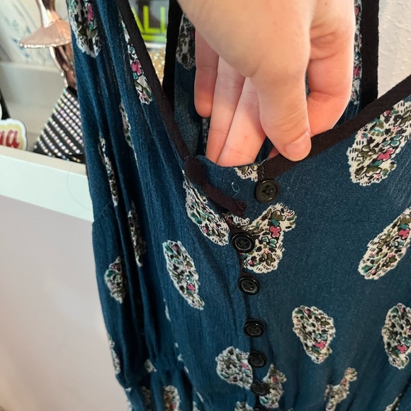 blue romper with cute design - Picture 2 of 3